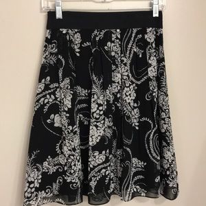 White House Black Market skirt